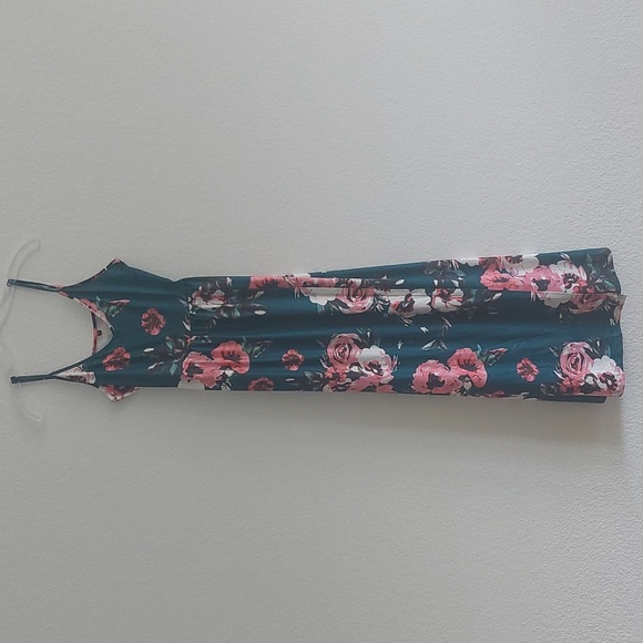 UNTRANCE Floral Spaghetti Strap Maxi Dress NWT - Picture 5 of 8